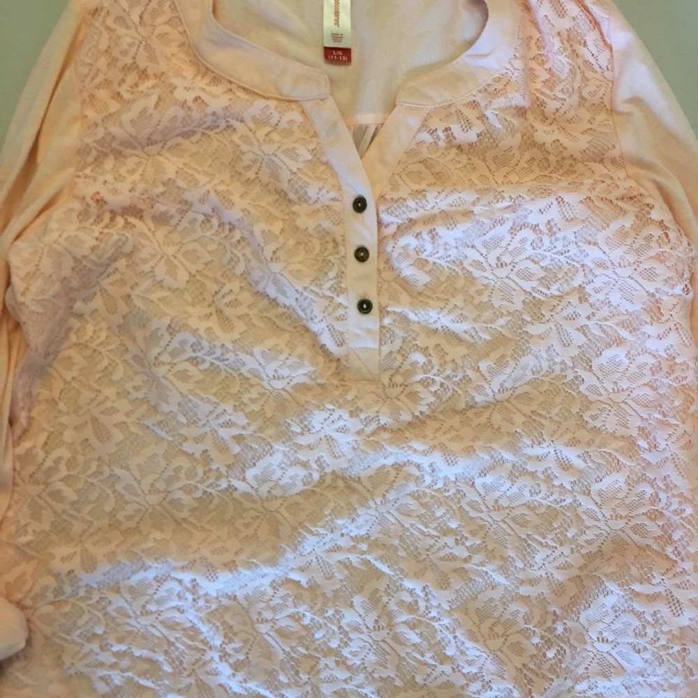 Women’s shirt